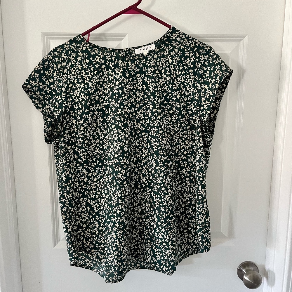 Monday Fun Button Back Blouse
